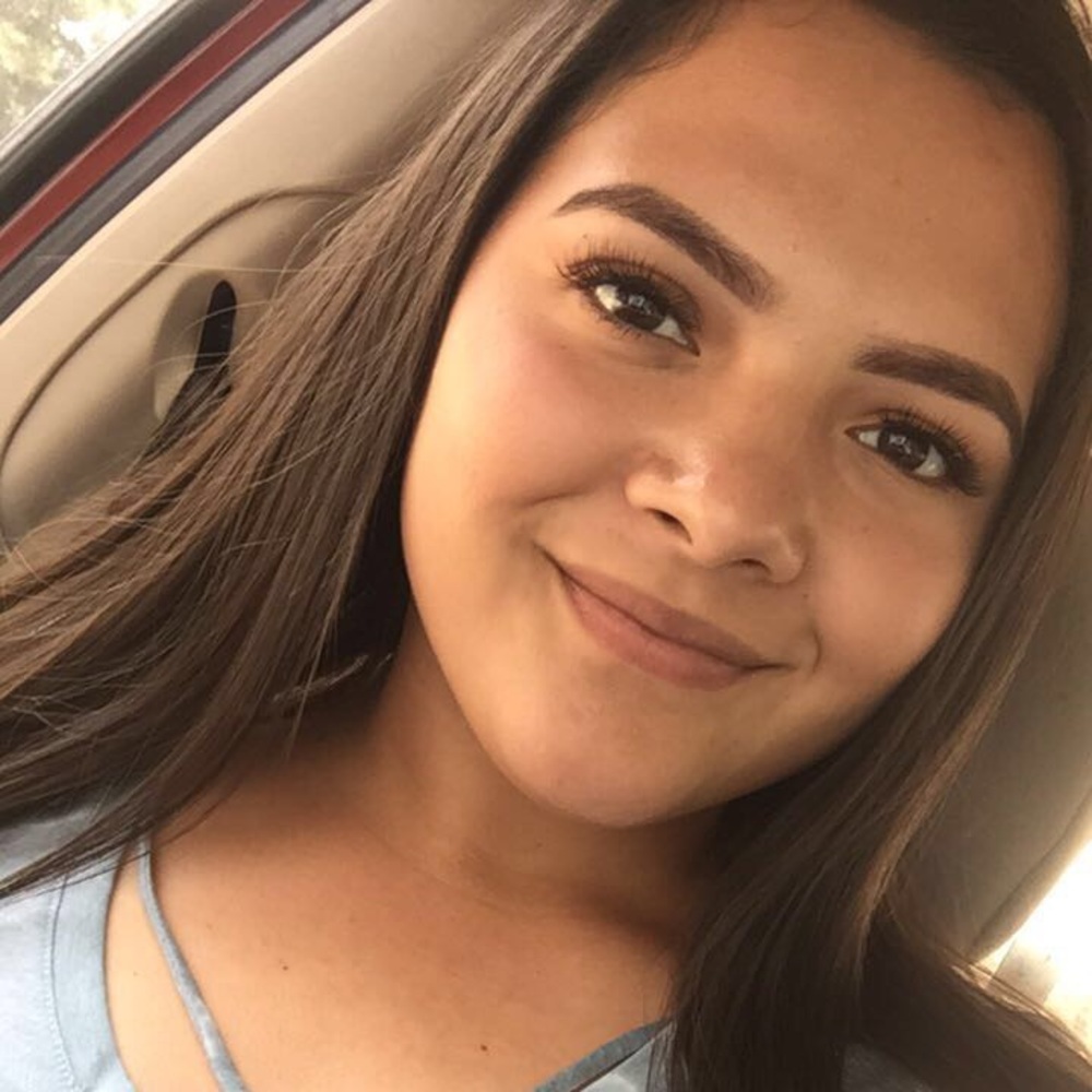 Meet your Posher, Magaly